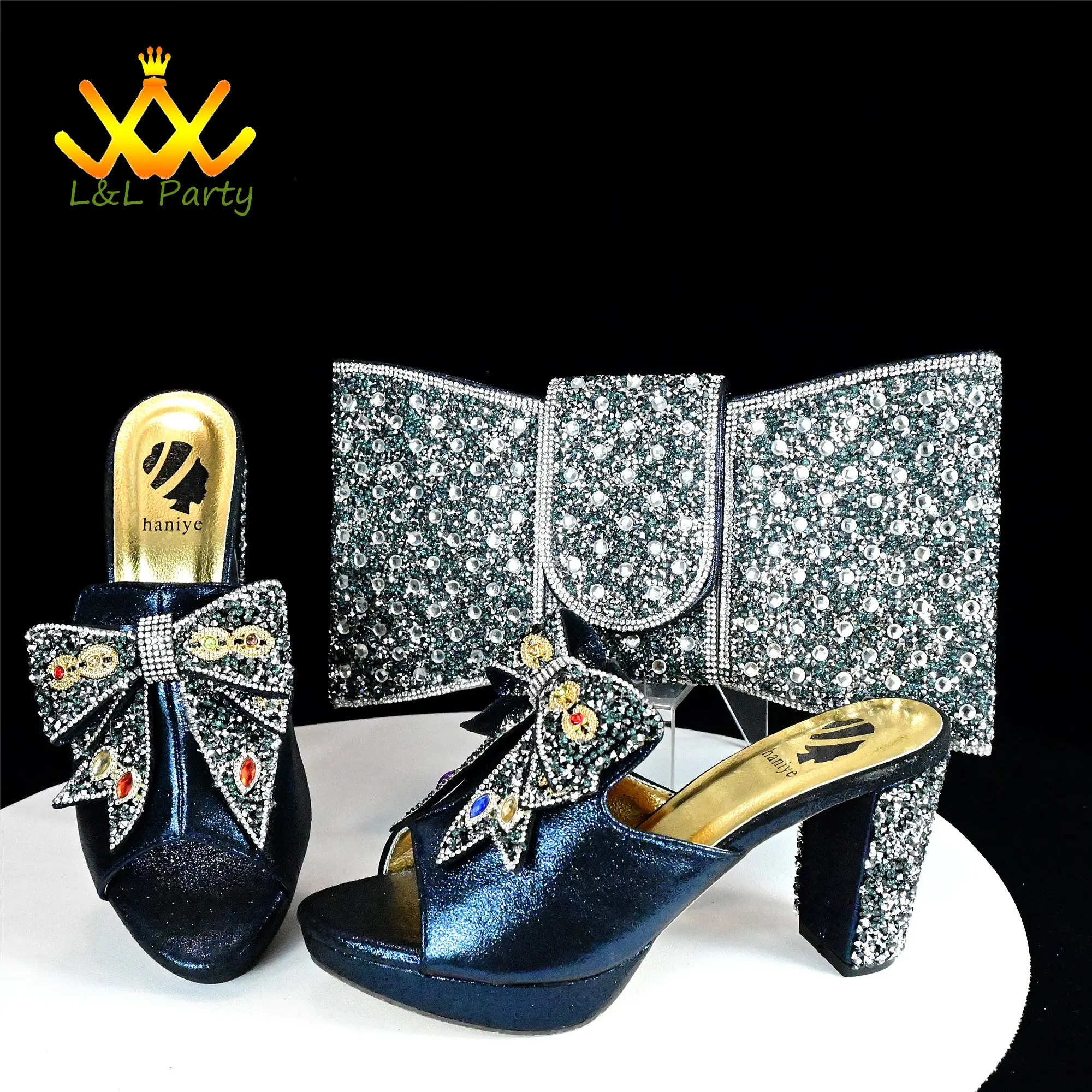 

2024 Autumn Winter High Quality New Arrivals Italian Design Shoes and Bag Set in Dark Blue Color with Appliques for Dress