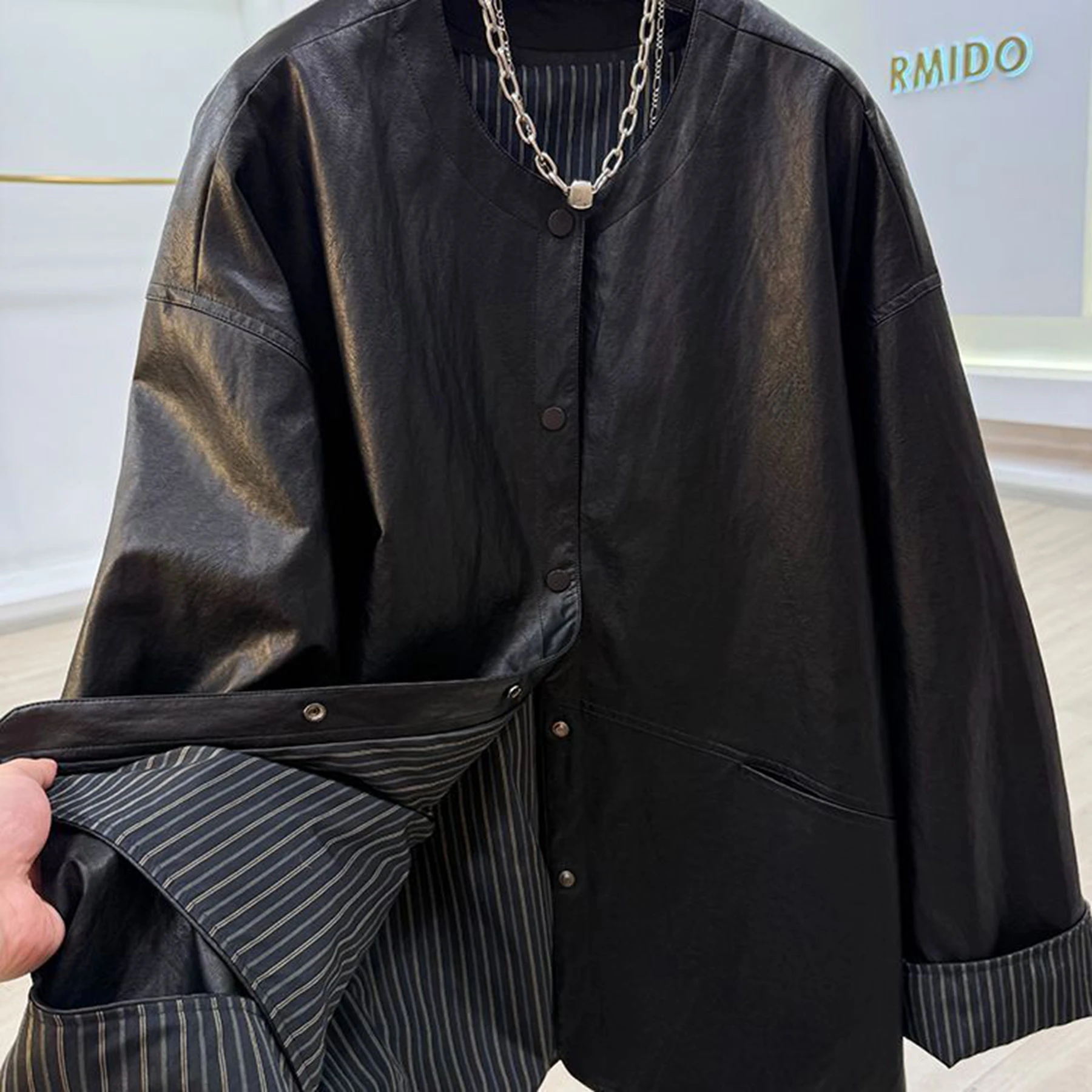 A Super Good-looking Korean-style Striped Rolled-up Sleeve Round-neck Leather Short Jacket for Women, a Laid-back and Loose Pu L