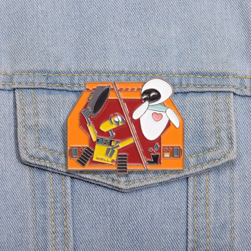 Disney Movie Walle Enamel Pins Anime Walle Eve Metal Brooches for Backpack Bag Hat Couple Accessories Gifts for Lover