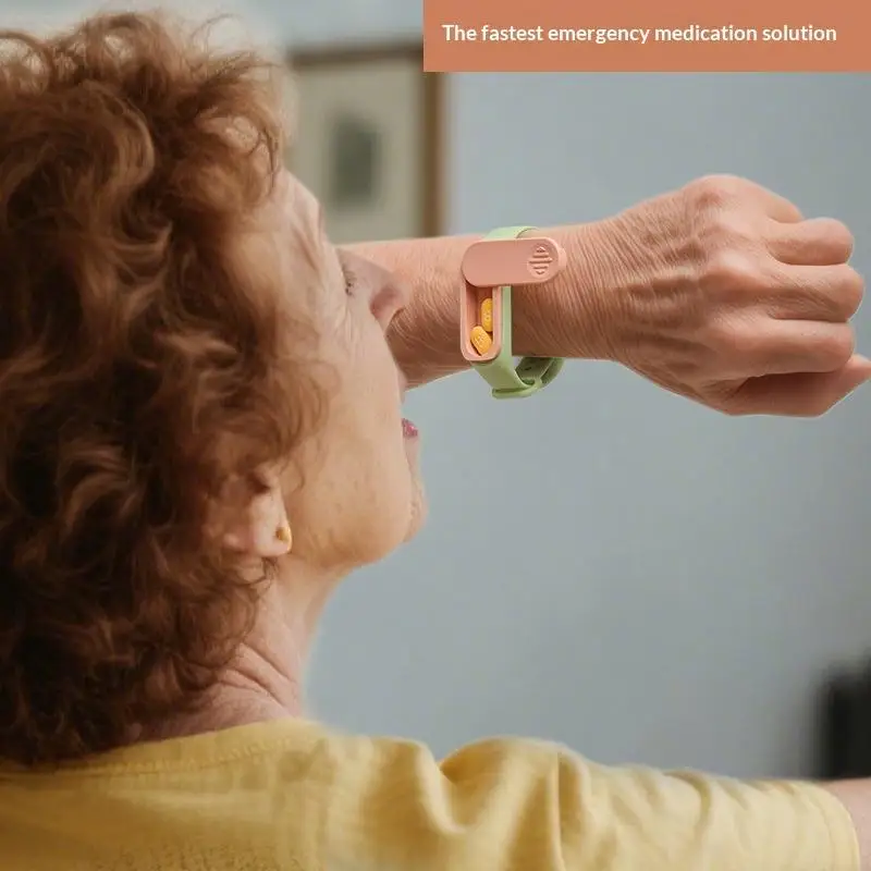 1Pc Ultra Portable Medicine Box Wristband With 360° Rotation And Lock Medicine Storage Box For The Elderly And Children+~