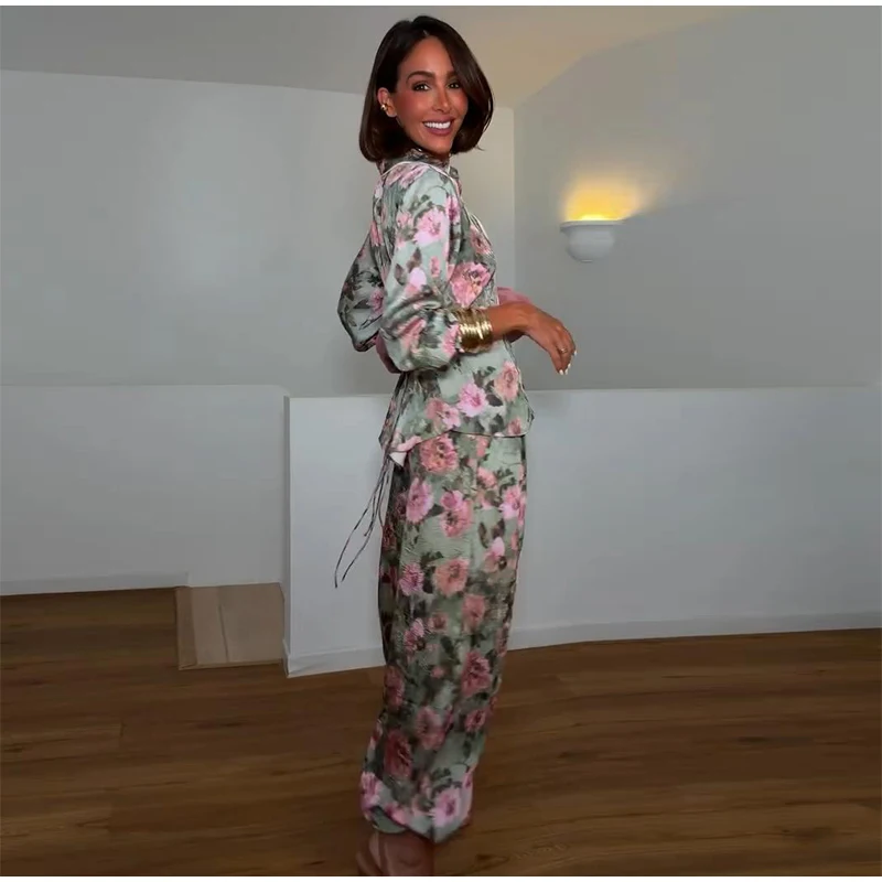 Damen-Hosen-Sets: Bedruckte, geschnürte, langärmelige, einreihige Blusen-Oberteile, plissierte Laternenhosen, Street-Lady-Outfits mit Paneelen – Detail 6
