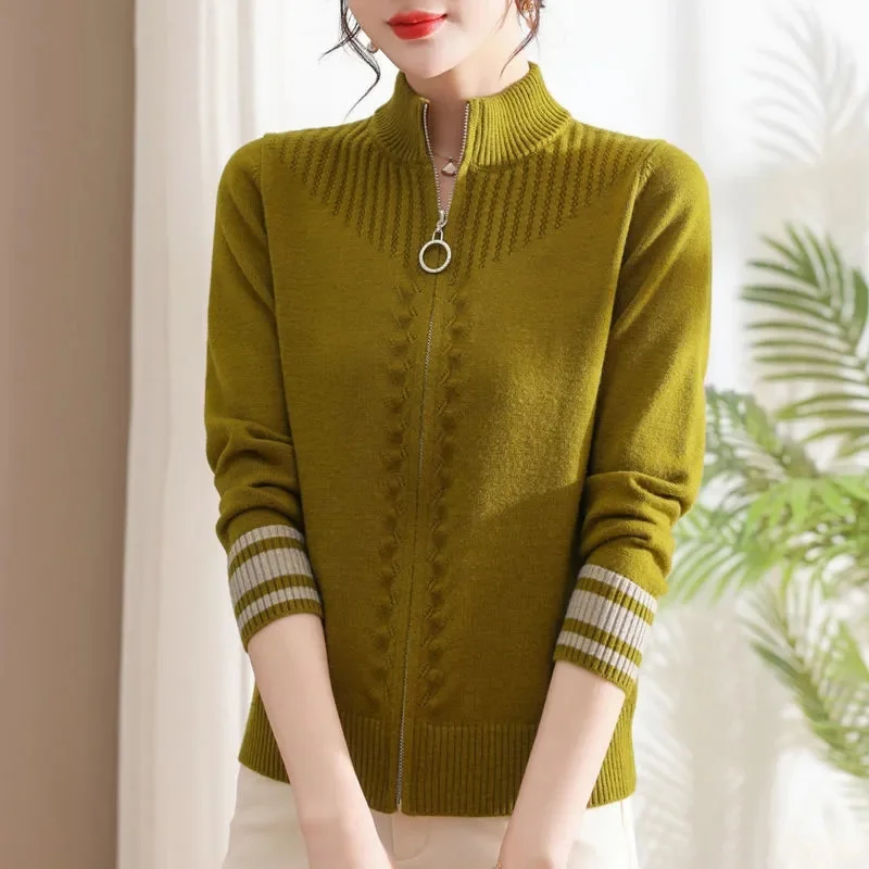 

High-Quality Sweater Zipper Coat Female Spring Autumn 2025New Knitwear Cardigan Jacket Women's Outerwear Short Zipper Top Ladies