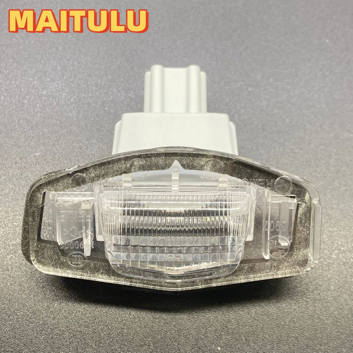 It is suitable for CR1 CR2 CR4 Honda 14-18 year 9th generation Accord rear license lamp housing cover CU5 15-18 year G11 concept