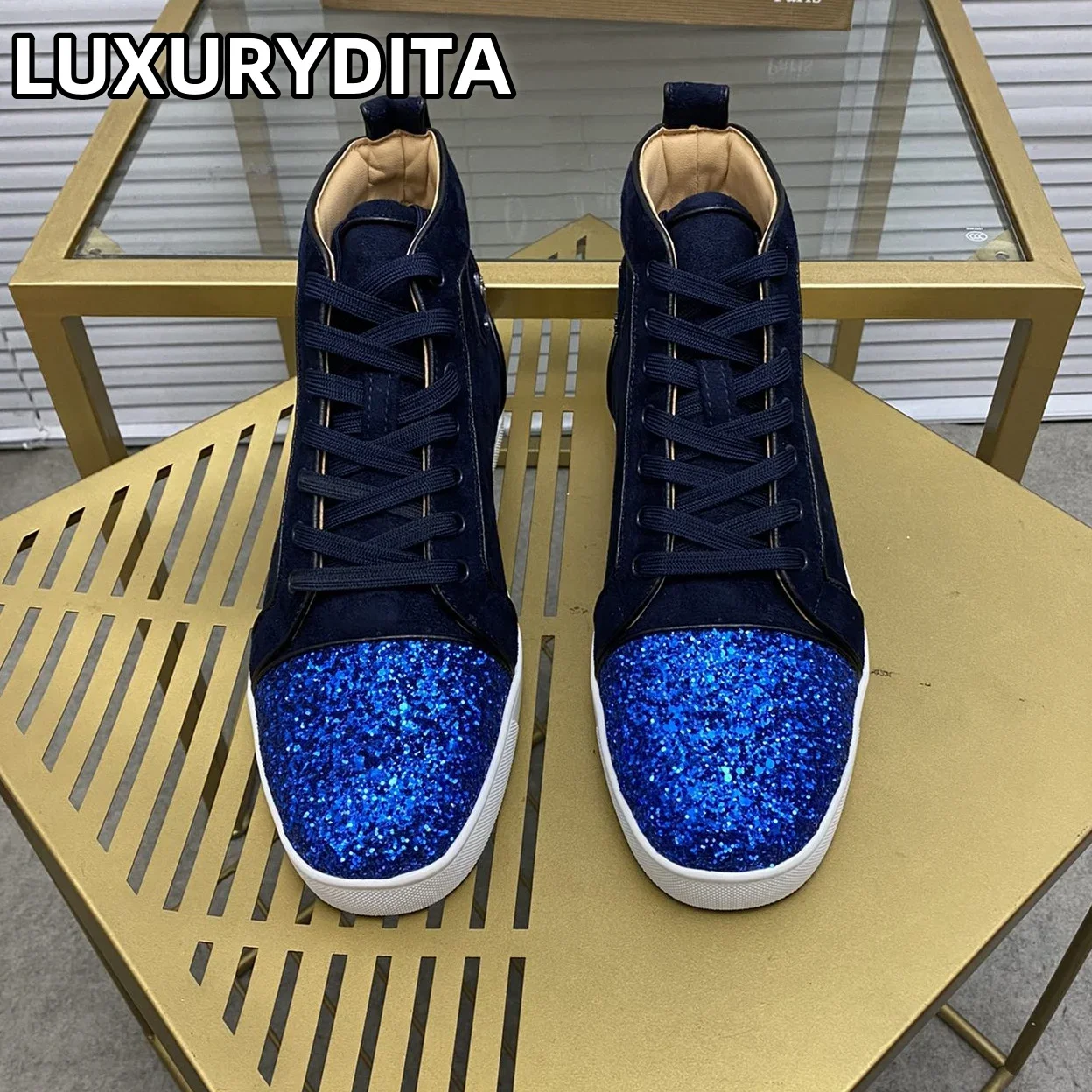 

Top Quality Womens Trendy Casual Tennis Shoes Luxury Mens Real Leather Sneakers 35-48 Designr Rivet Red Sole Lovers Shoes M0248