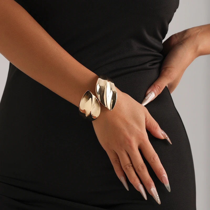 Mode Große Licht Blatt Armbänder Legierung Punk Stil Frauen Persönlichkeit Übertrieben Retro Armband Charme Schmuck Party Geschenk – Detail 6