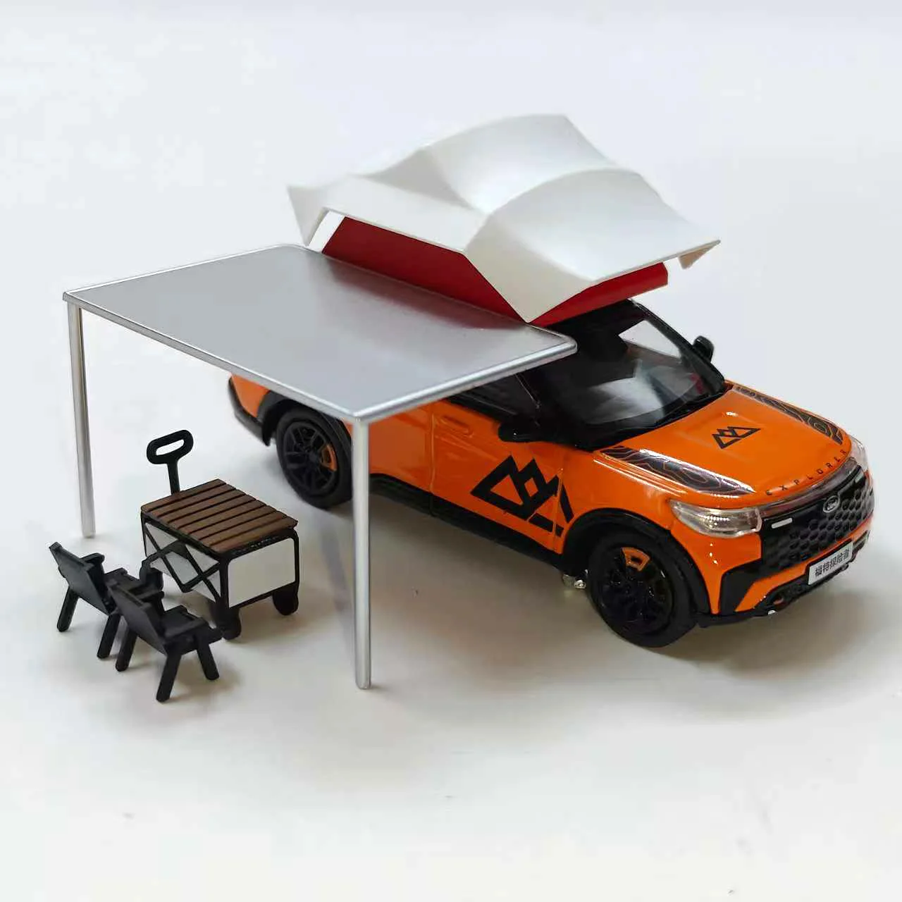 Diecast Maßstab 1:64 Changan Ford Explorer Campingplatz Legierung Auto Modell Sammeln Spielzeug Geschenk Souvenir Display Ornament