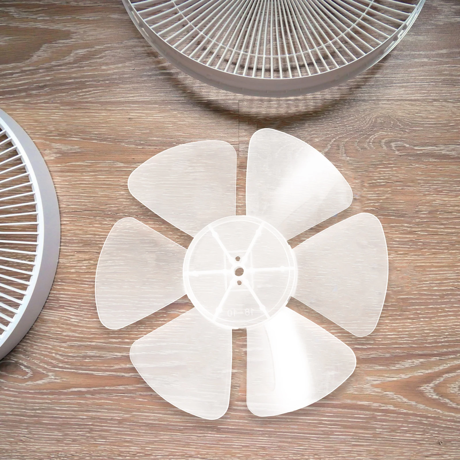 

1pc Electric Fan Leaves Replacement White Plastic Blade Part Accessories for Standing Floor Fans Easy Install Clean