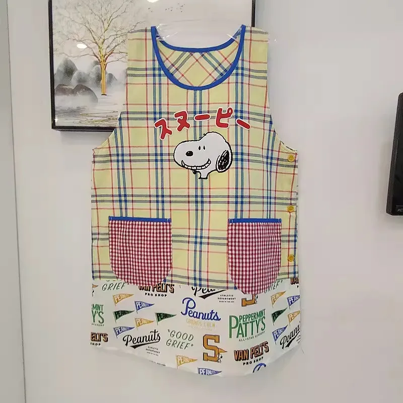 

Snoopy Apron Kitchen Oilproof Cooking Apron Women Sleeveless Apron Restaurant Bar Shop Aprons Kids Aprons Uniform