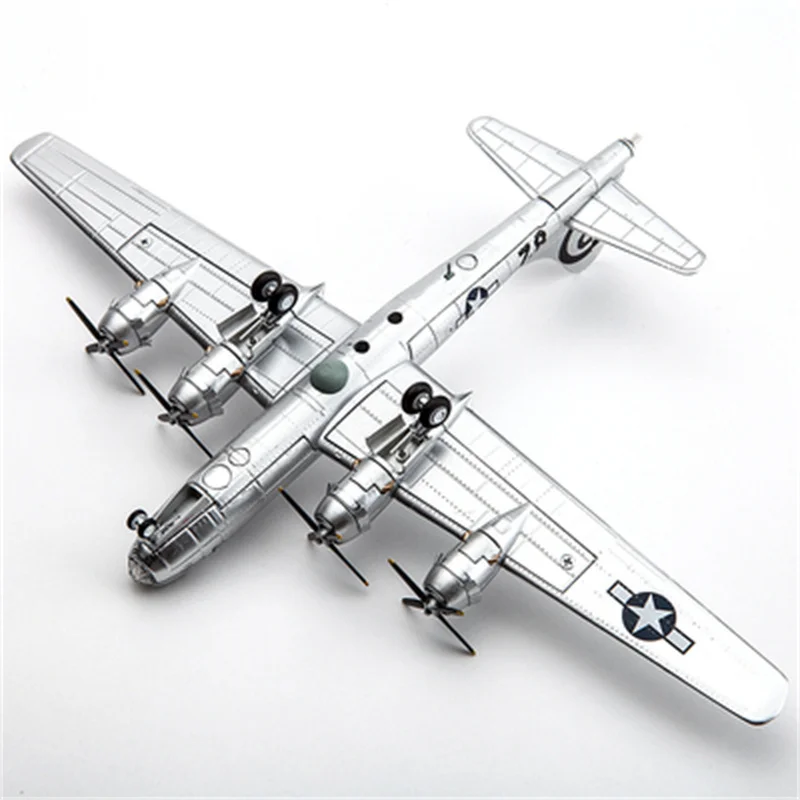 Modelo a escala 1:144 American B-29 Super Flying Fortress Bomber de hélice resistente de cuatro motores con decoración de niño pequeño/hombre gordo