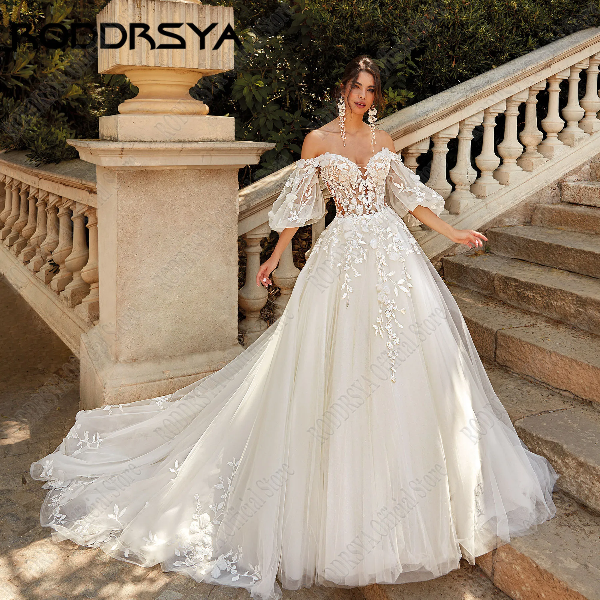 RODDRSYA Vestido De Noiva Para Noiva Luxo Strapless Applique Lace Vestido De Noiva Elegante Vestidos De Novia Boda Varrer Trem PersonalizadoRODRSYA Vestido de Noiva Para Noiva Luxo Strapless Applique Lace Bride Gown El