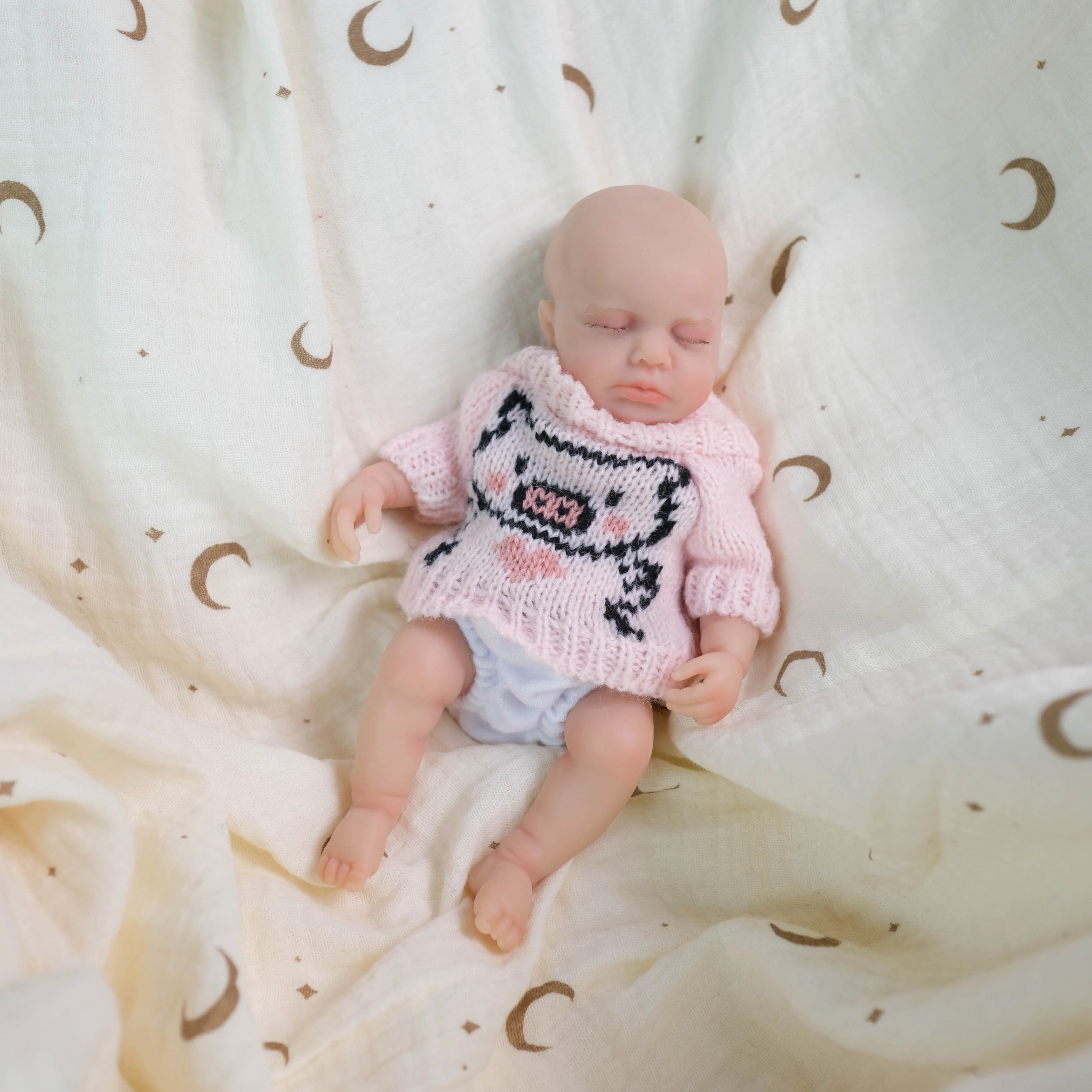 NPK 8 Inch Super Soft Elastic Silicone Mini Sleeping Doll Loulou Girl Comes with Cloth Solid Miniature Collectible Figure