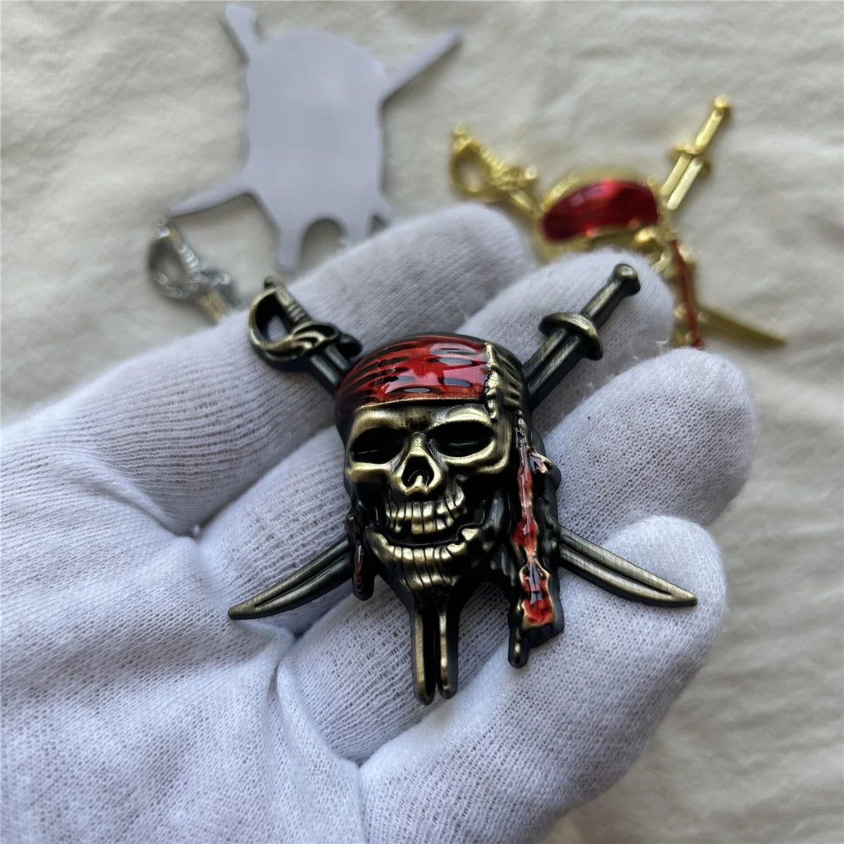 شعار سيارة معدني على شكل جمجمة قرصان على شكل جمجمة مناسب لملصق السيارة الجانبي لذيل صندوق السيارة وإكسسوارات الديكور #5