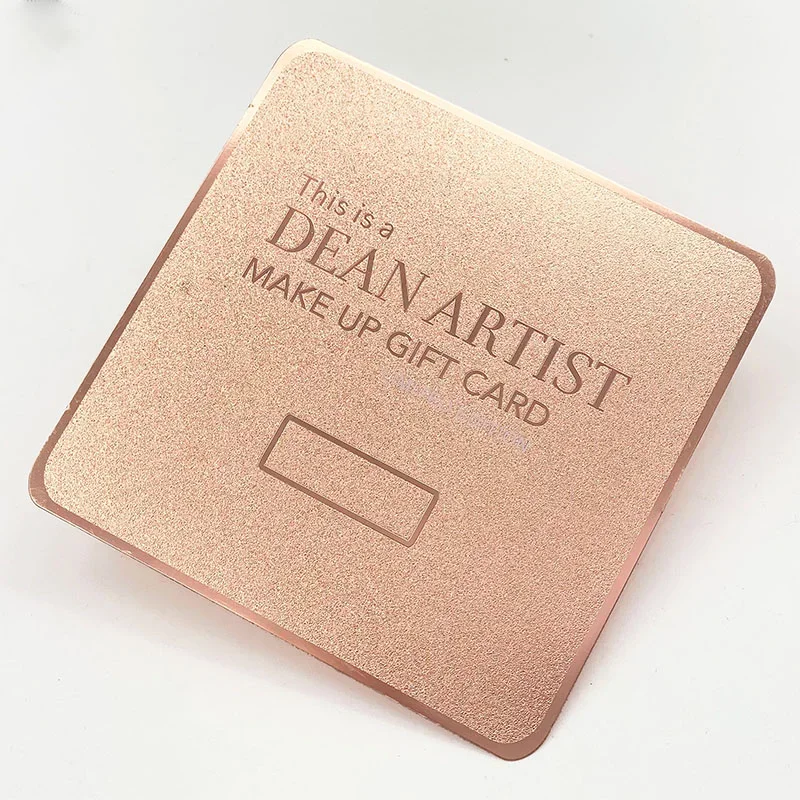 Tarjetas de nombre cortadas con láser de acero inoxidable con logotipo grabado personalizado, tarjetas de visita de Metal de membresía VIP cepilladas en oro