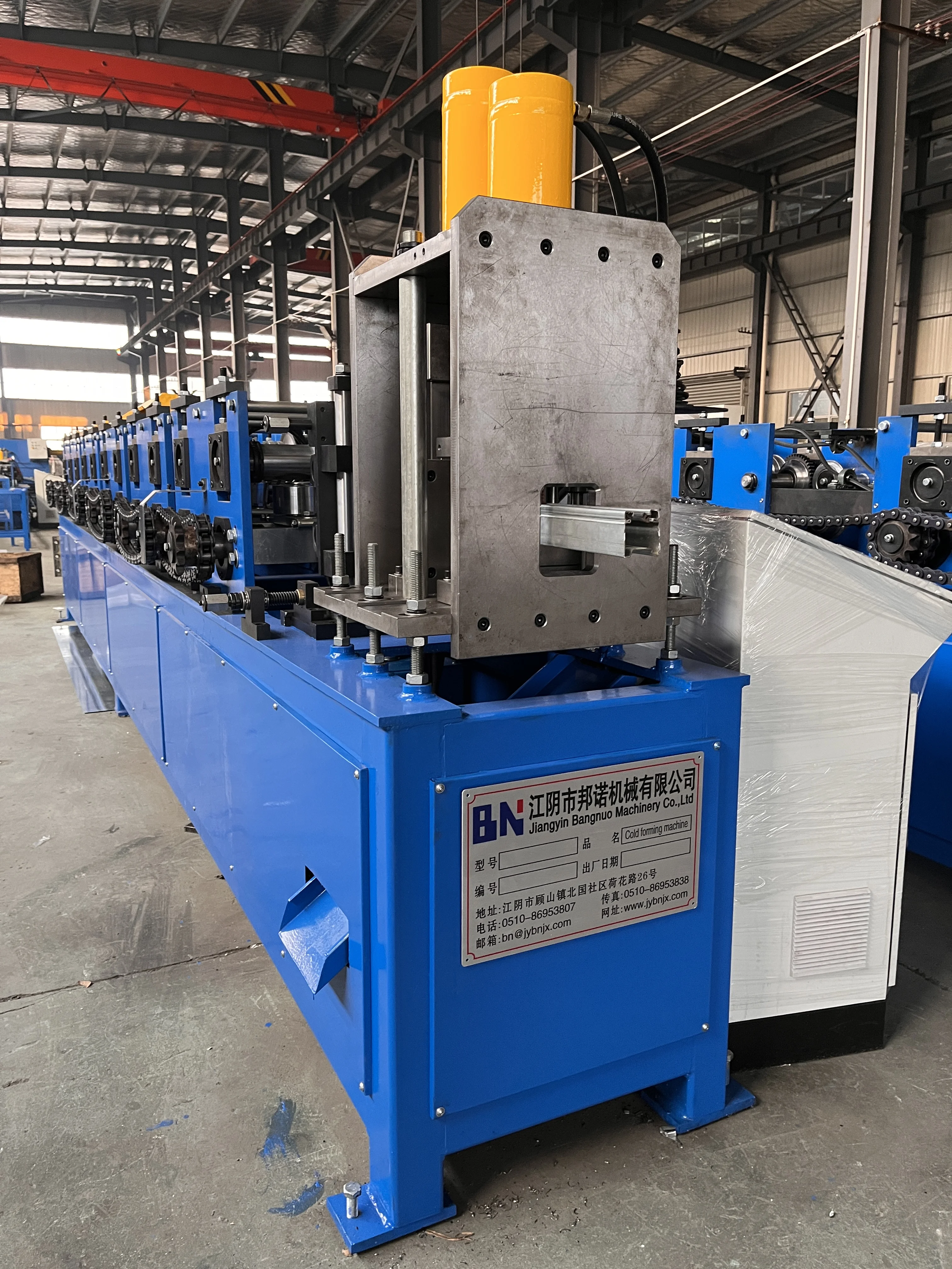 NEW BN ODM High-Speed Shutter Door Guide Rail hine Steel Frame & Purlin Guide Rail for Shutter Door hine