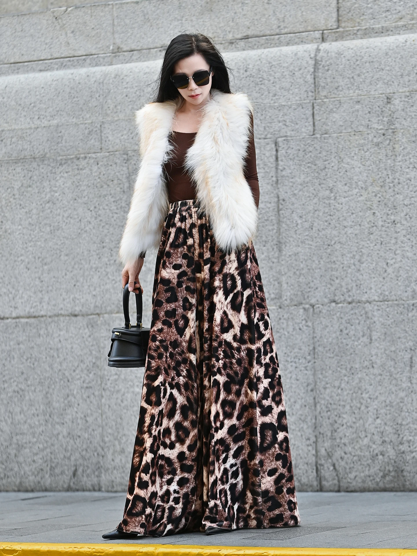 

Spring 2026 plus Size Women's Velvet Wide Leg Pants Elastic Waist Dra Print Skirt Sle Casual High Waist Polyester Spandex