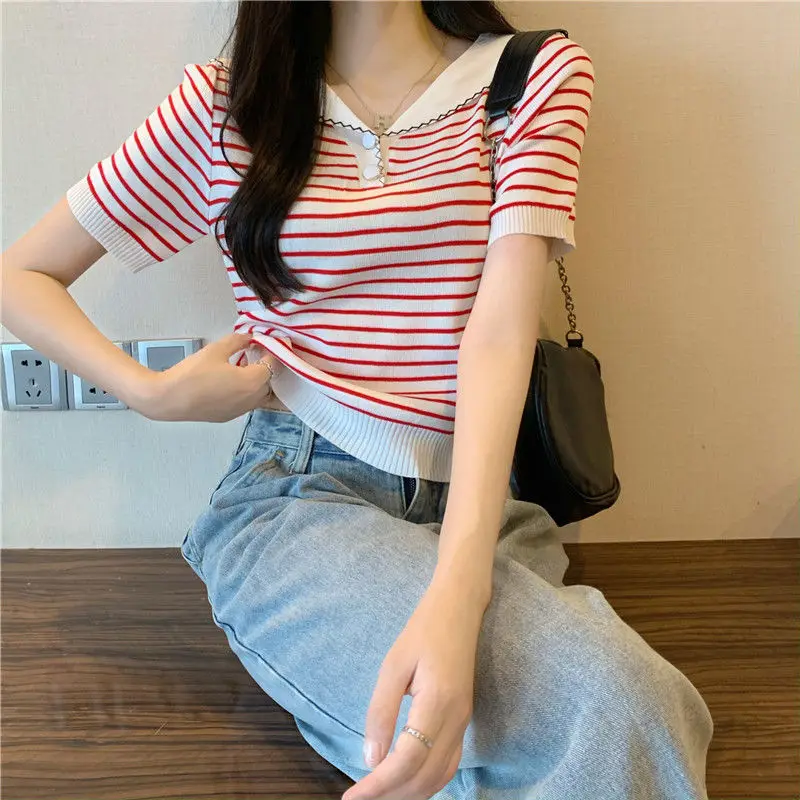 Summer New Sweet Temperament Striped Tops Tees Short Sleeve Youth All-match Knitting T Shirts Fashion Korean Women Clothing