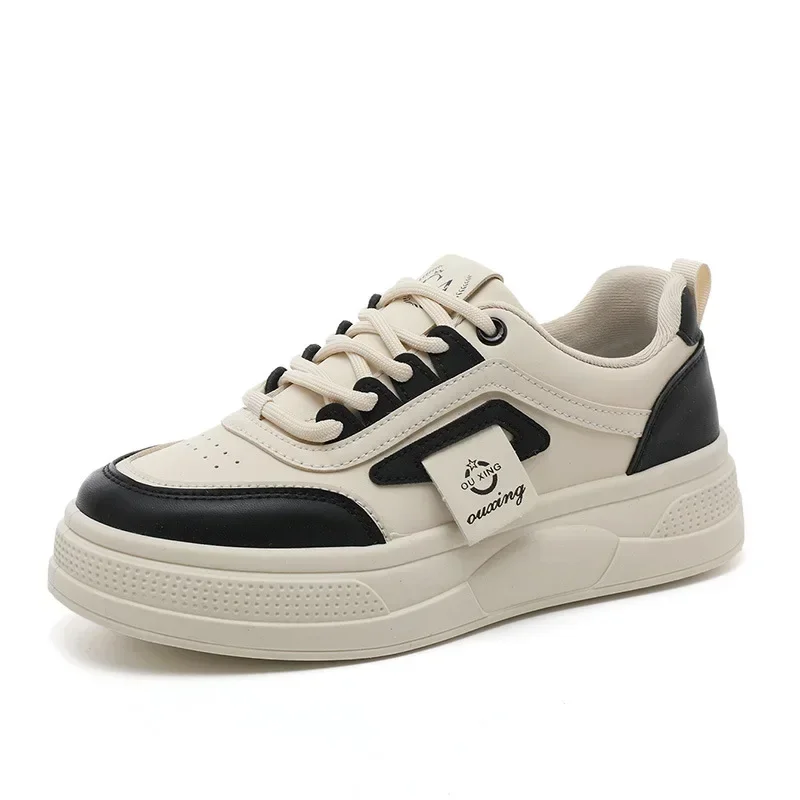 Scarpe da donna, nuova tendenza della moda estiva, scarpe sportive da donna, scarpe sportive casual