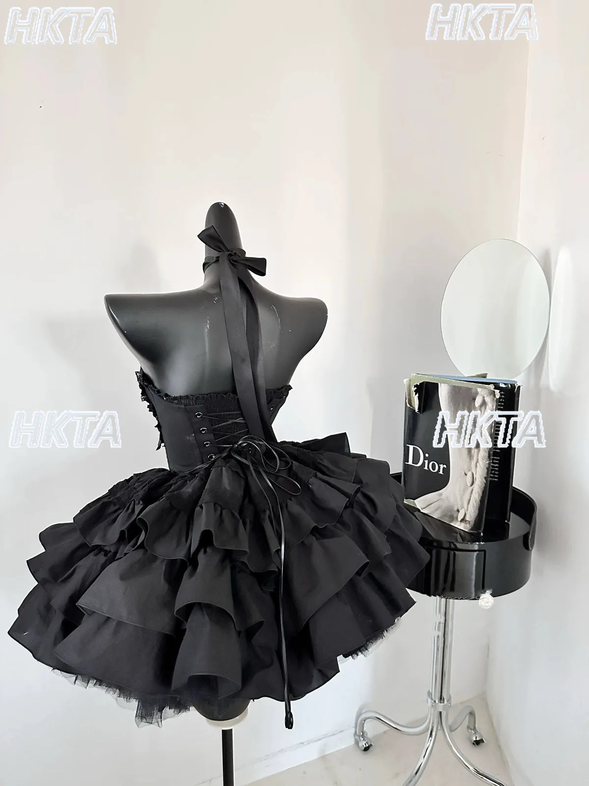 

Subculture Goth Y2k Vintage Sexy Waist Slim Party Black Dress 2026 Spring New Dark Punk Lace Cake Fluffy Play Short Dress Women