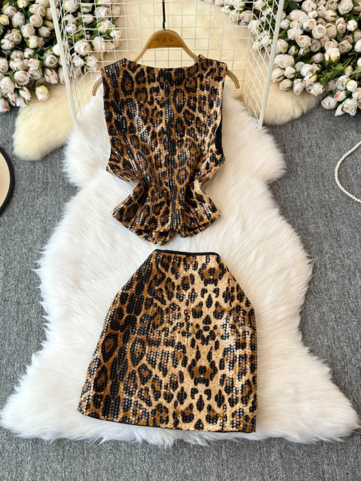 Sexy Girl Leopard Print Skirt Sets 2024 New Slim Sequins V-Neck Sleeveless Top and High Waist Skirt Two-piece Sets Womes Outfits