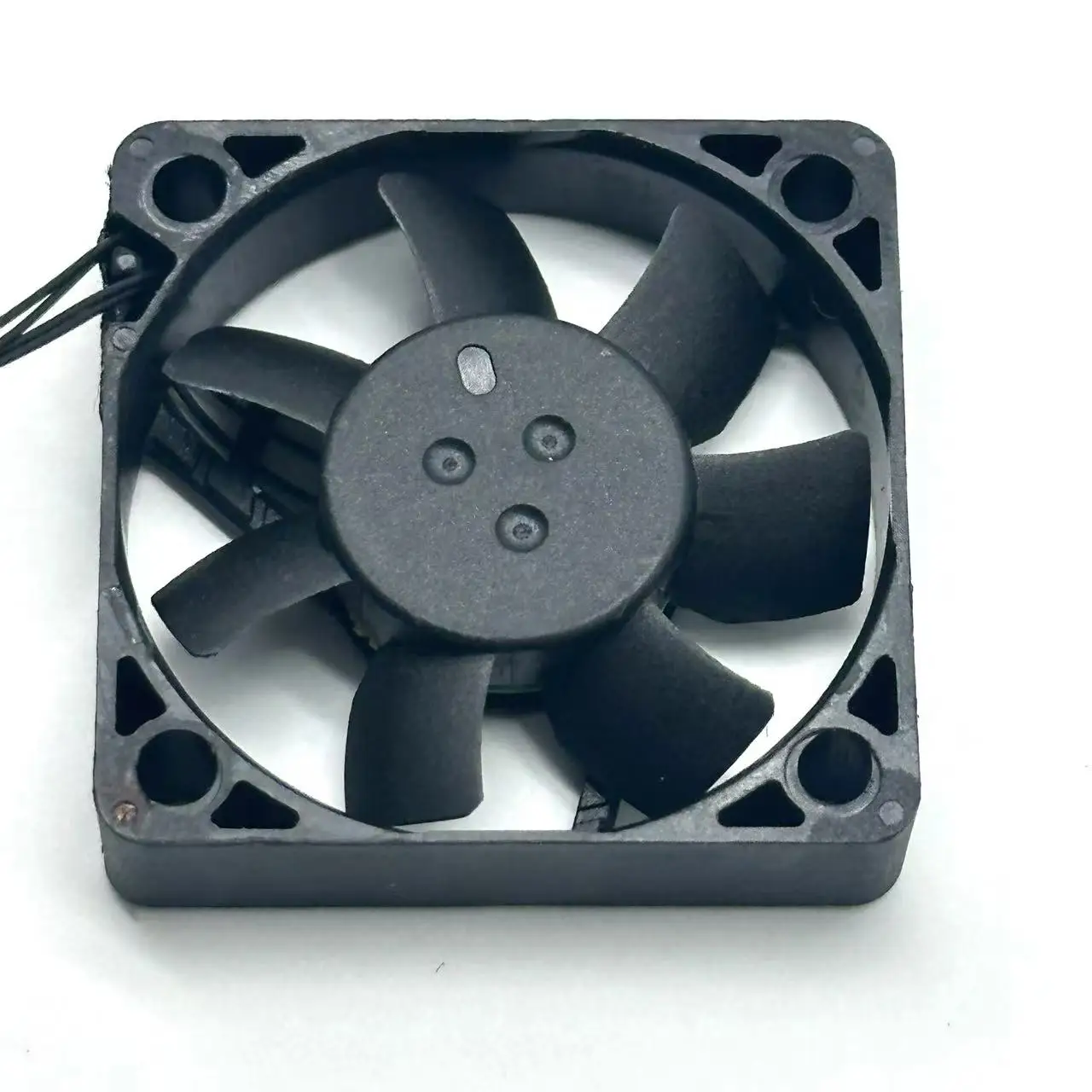 Delta Electronics ASB0312HP-00 DC 12V 0.20A 30x30x8mm 4-Wire Server Cooling Fan