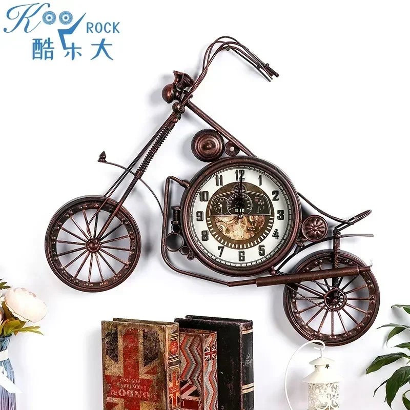 Large 68x59cm Vintage Motorcycle Wall Clock, Wild Iron Metal Retro Bike Sculpture for Men, Antique Bronze Copper
