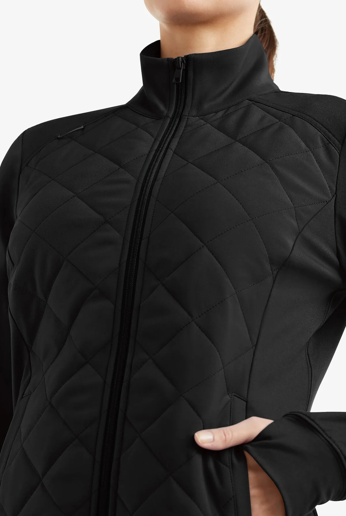 レディース秋冬キルティングスクラブジャケットフルジップタートルネック暖かい医療ユニフォーム（看護師と病院スタッフ向け）