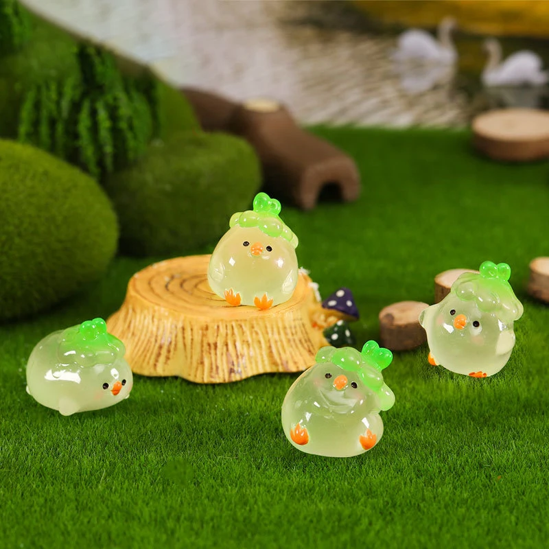 Glowing Small Vegetable Chicken Figurines Micro Landscape Ornaments Luminous Chick Vehicle Mounted Ornaments DIY Dollhouse Decor