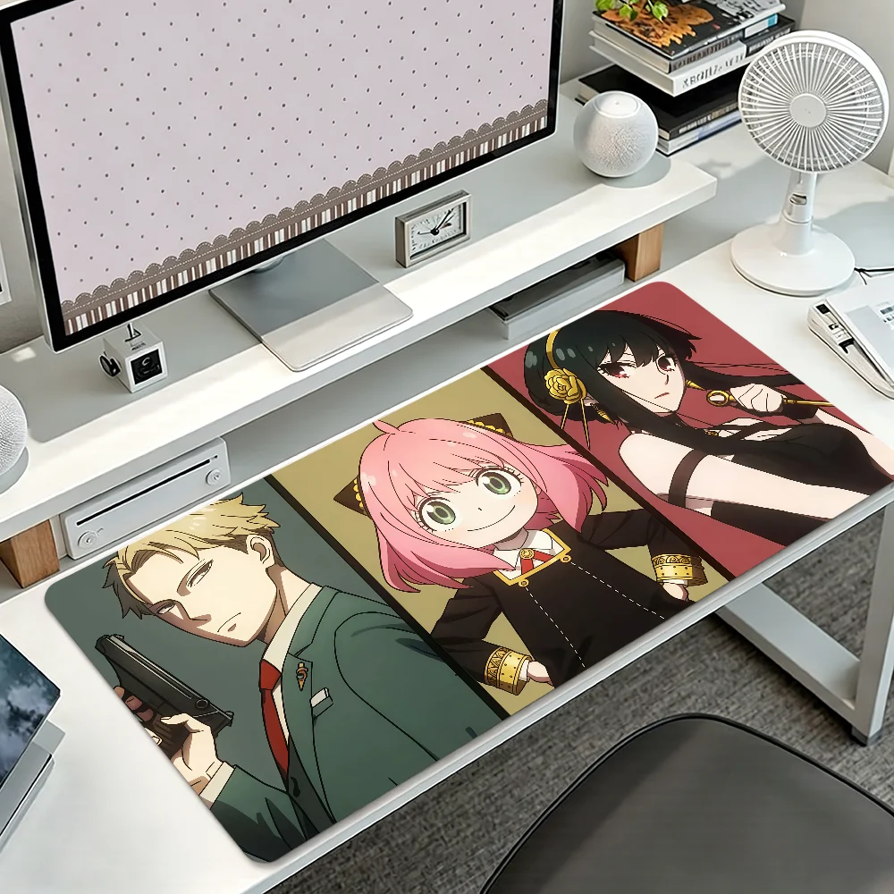 Anime S-s-SPY F-f-a-FAMILY-y Mouse Pad Large Non-slip Lockedge Desktop Computer Desk Mat Keyboard MousePad Office Gamer Student