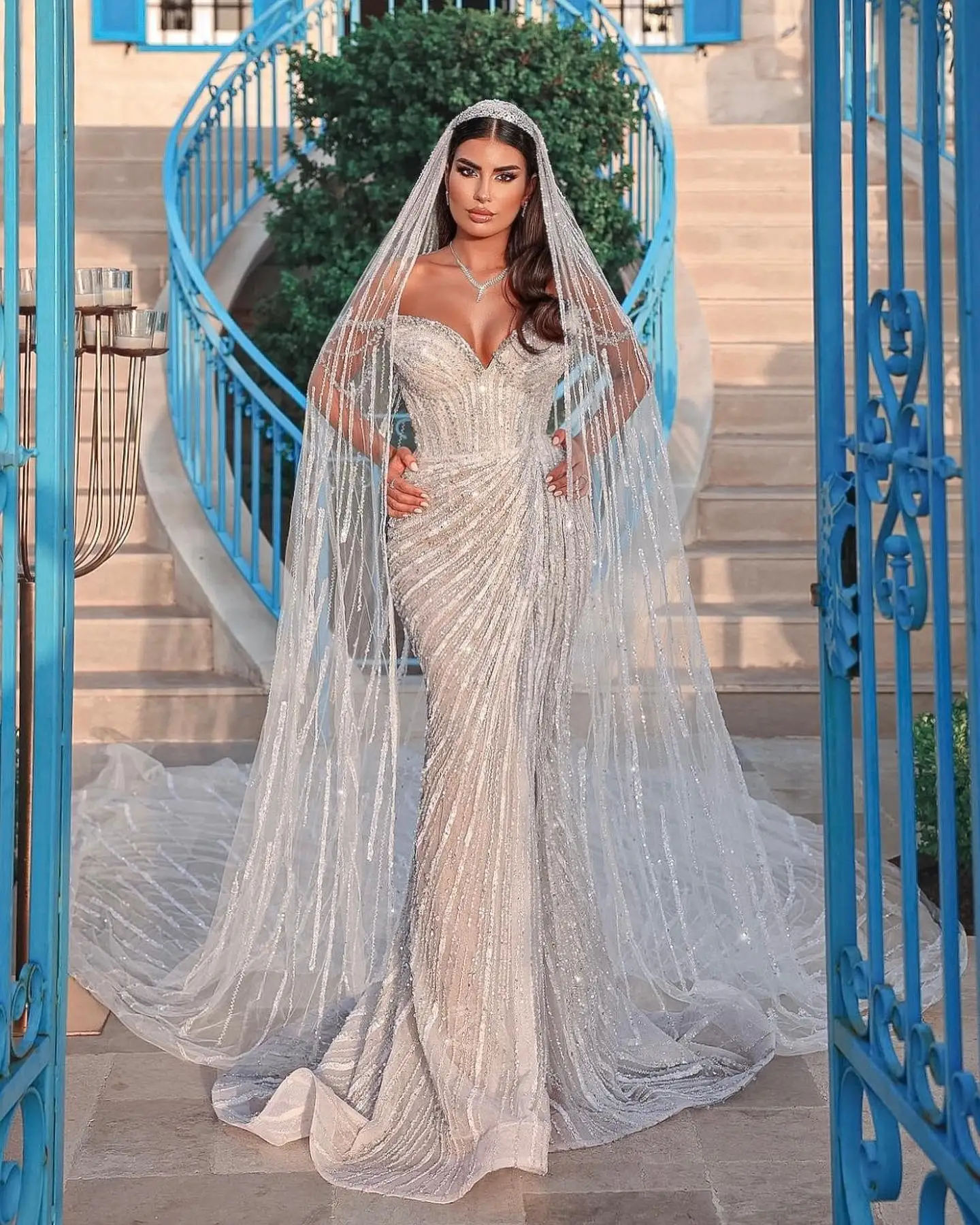 Elegant Sequins Mermaid Wedding Dress Off Shoulder Mermaid Bridal Gown Beading Sweep Train Bride Dresses Slim Fit Customized