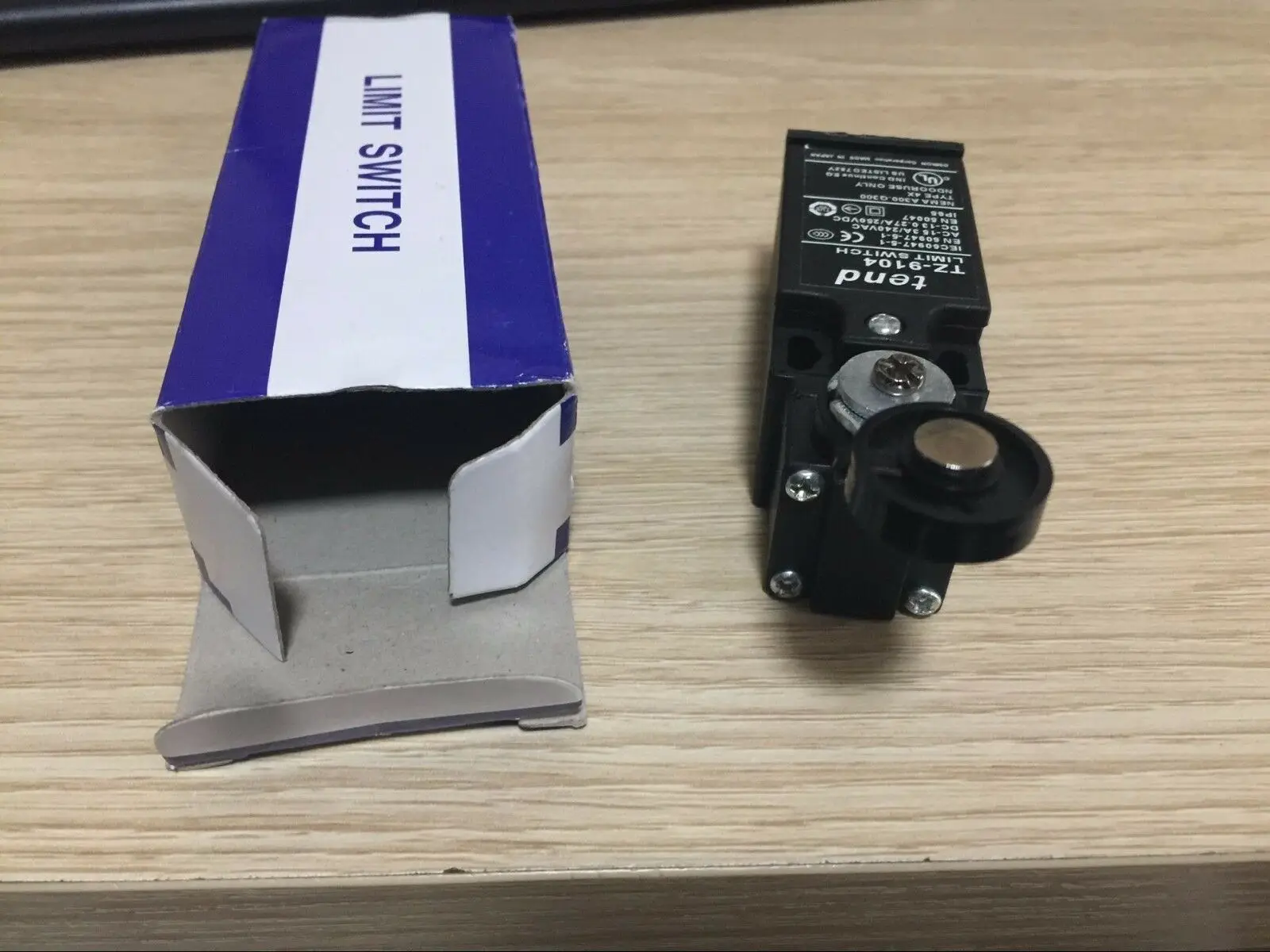 1 قطعة جديد TEND TZ-9104 5A 240VAC الحد التبديل #2