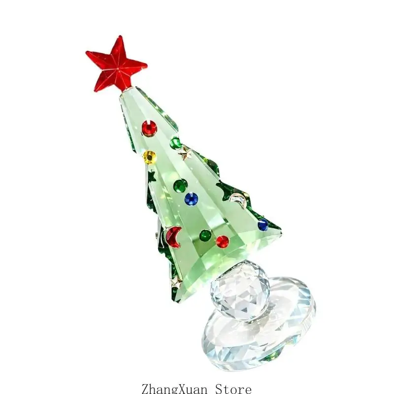 Bunte Kristall-Weihnachtsbaumfigur mit fünfzackigem Stern, facettierter Oberfläche und runder Basis für die Regalpräsentation – Detail 8