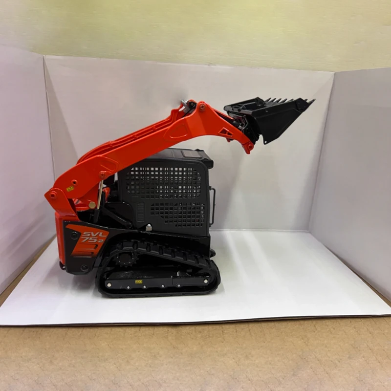 Diecast in scala 1:24 SVL 75-2 8103 Modello di caricatore scorrevole in lega Prodotto finito Collezione di giocattoli di simulazione Modello statico