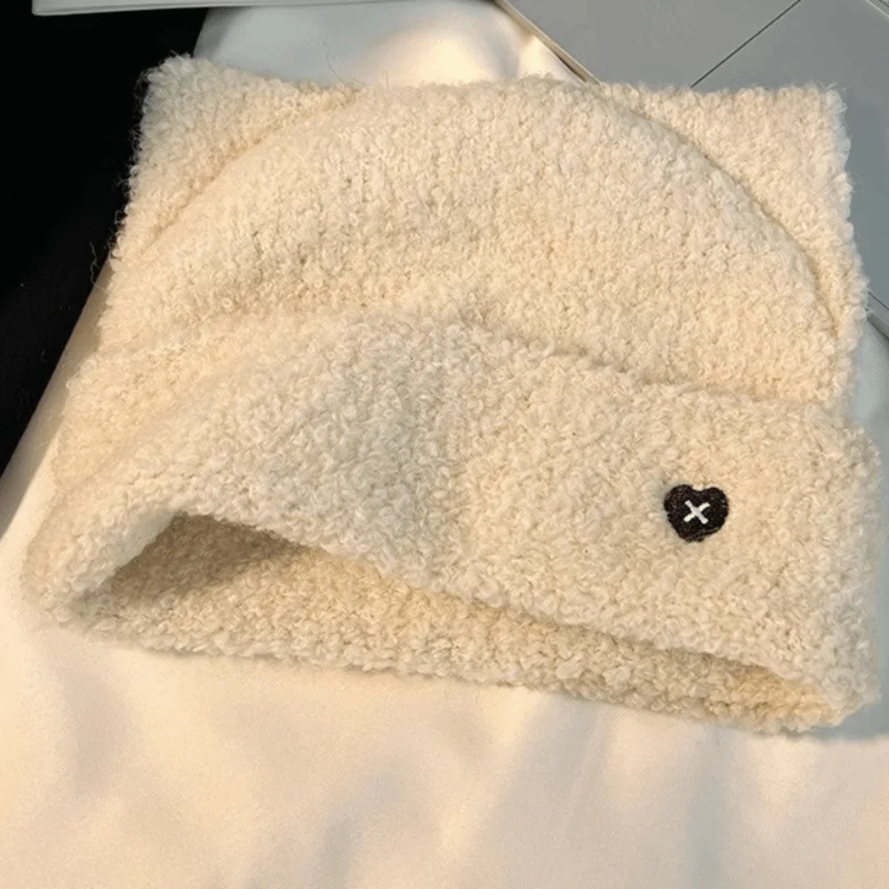 Ins-Style-Mütze aus Polyester mit Katzenohren, weich und flauschig, übt keinen Druck auf den Kopf aus, Plüsch-Beanie, leichte, bequeme, warme Strickmütze, ideal für den täglichen Gebrauch. – Detail 10