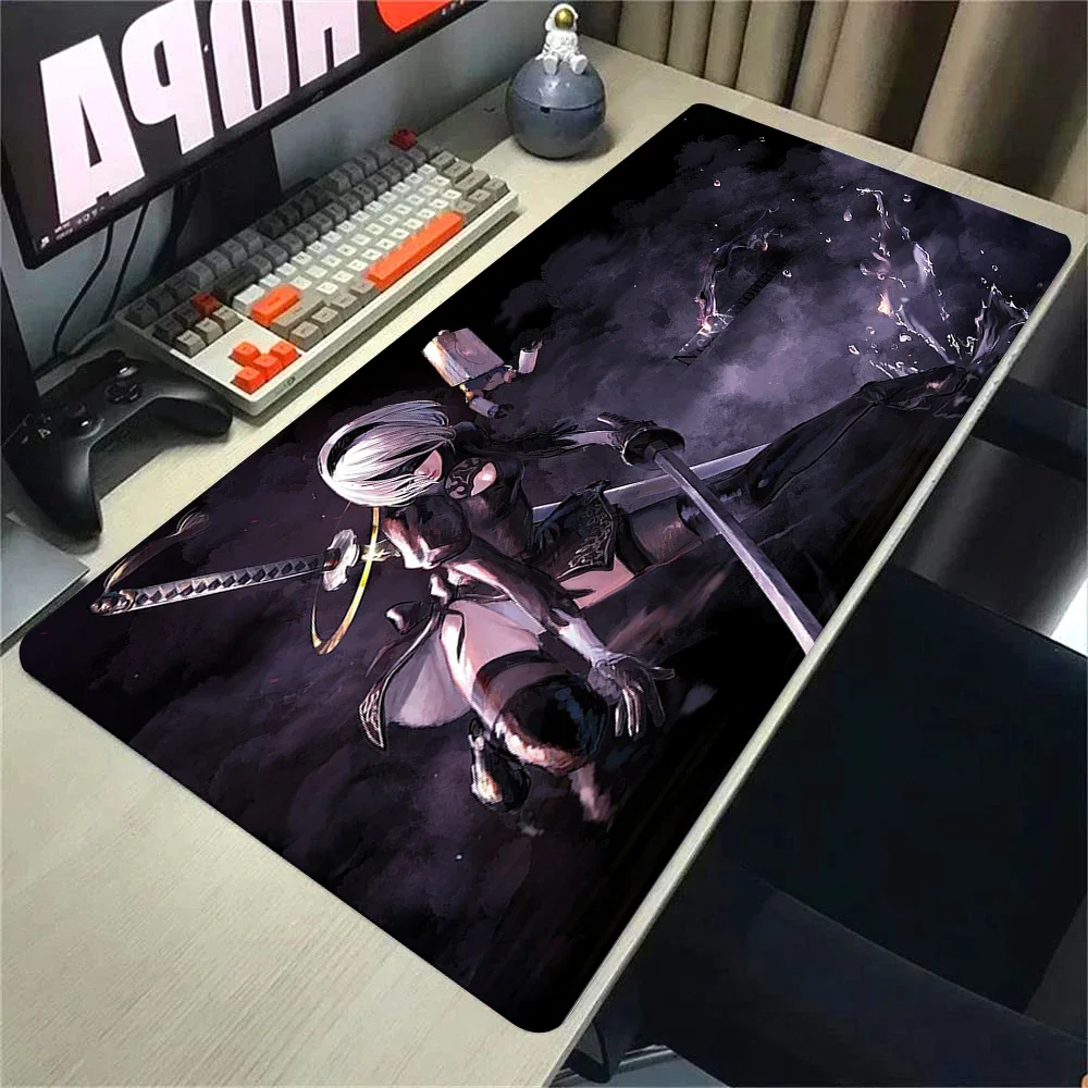 

Большой игровой коврик для мыши Game NieR Automata, нескользящая резиновая основа, аксессуары для ПК, игровой коврик для клавиатуры, подходит для офиса и игр