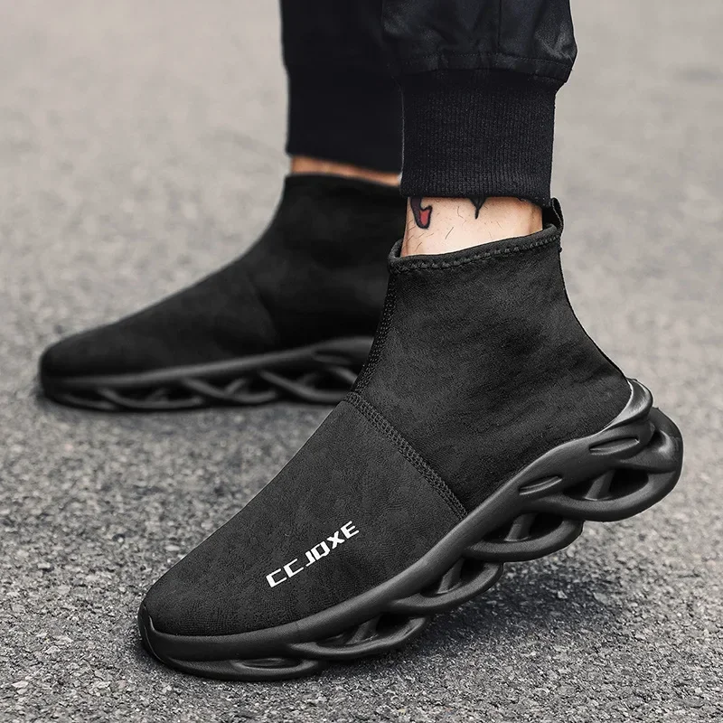 

Lightweight Casual Anti-slip Woven Mesh Surface Breathable Hollow Soft Sole, Cushioning and Comfortable Men's Sports Shoes