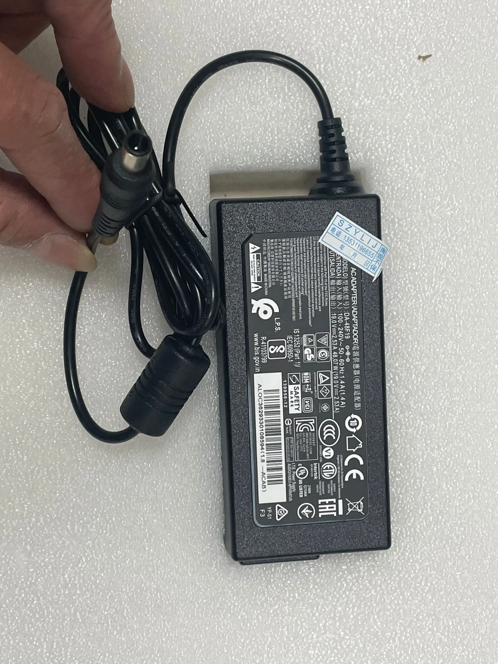 

DA-48F19 19V--2.53A Power Supply Adaptor 19V 2.53A Original Product AC DC Adapter For LCAP35 DA 48F19