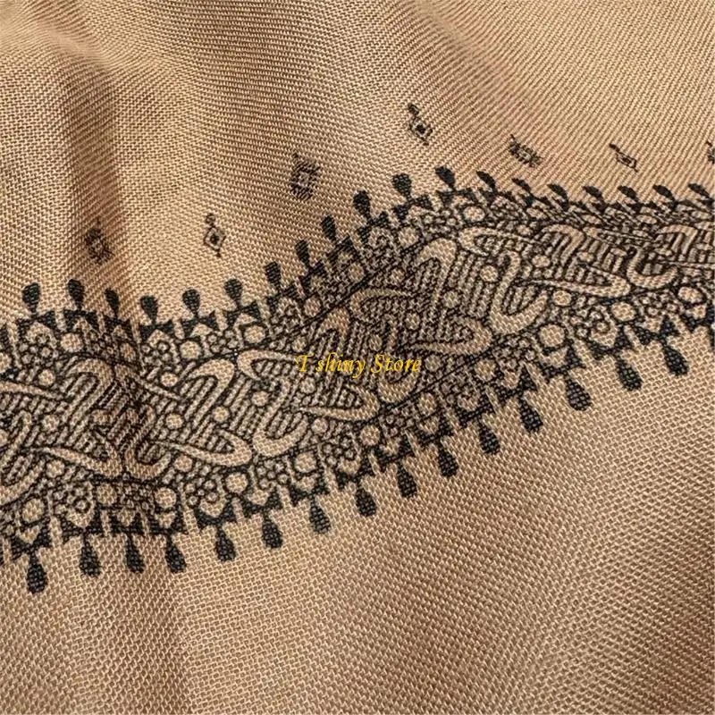 Polyester Shemagh Scarf 132cm for Desert Outdoor Activity Comfortable Quick Drying Hijab Headwrap Shawl for Daily Wear