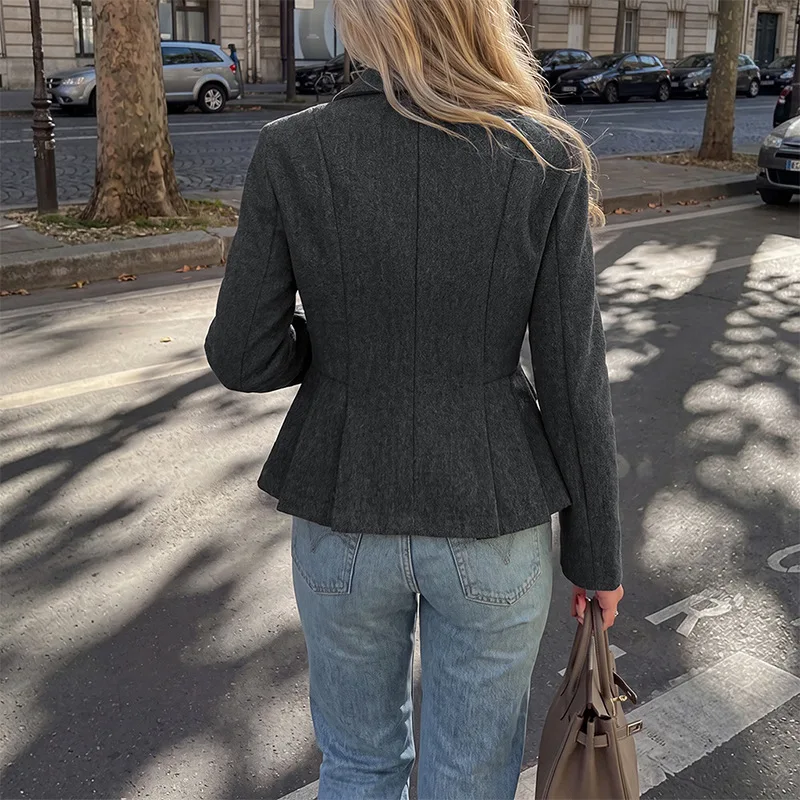 2026 Autumn and Winter New Temperament Commuter Style Loose A Swing Woolen Blazer Women