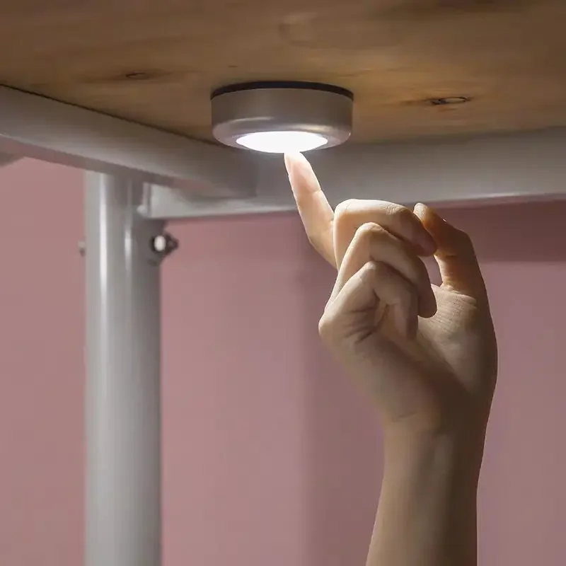 College student dormitory lamp tools, night lights, pat lights, bedroom dormitory school supplies, essential artifacts