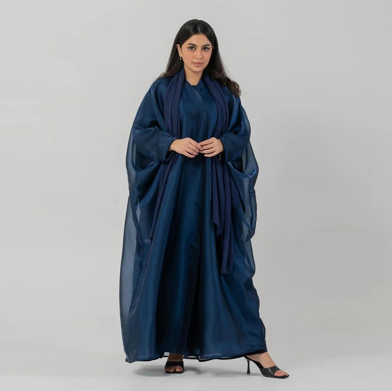 

Muslim Women Blue Satin Kimono Abaya Damen Dubai Elegant Luxury Kaftan Modest Dress Islam Caftan Marocain Robe Femme Musulmane