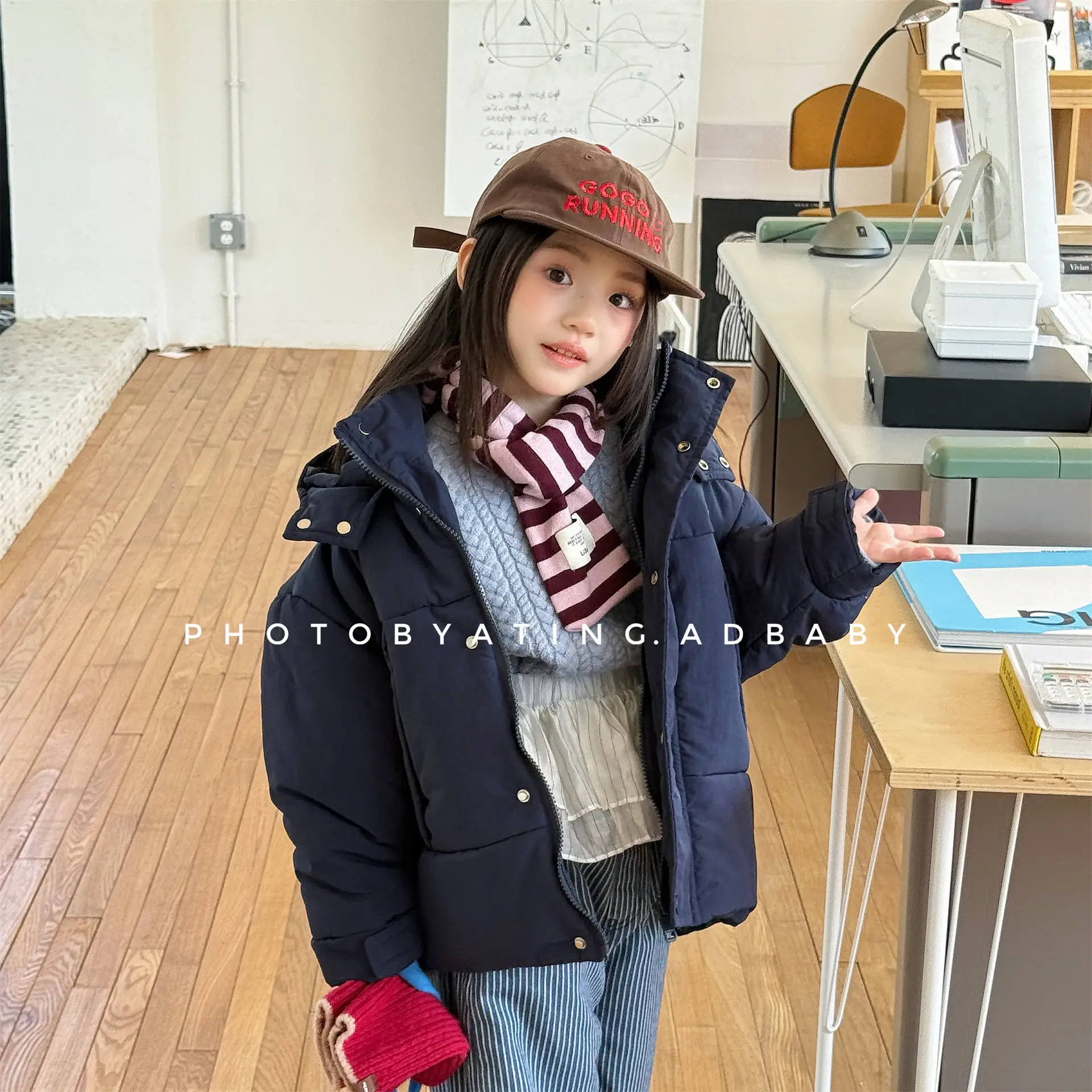 2025 Winter New Children Long Sleeve Letter Print Hooded Down Jacket Boys Girls Plus Velvet Thick Coat Baby Casual Padded Jacket