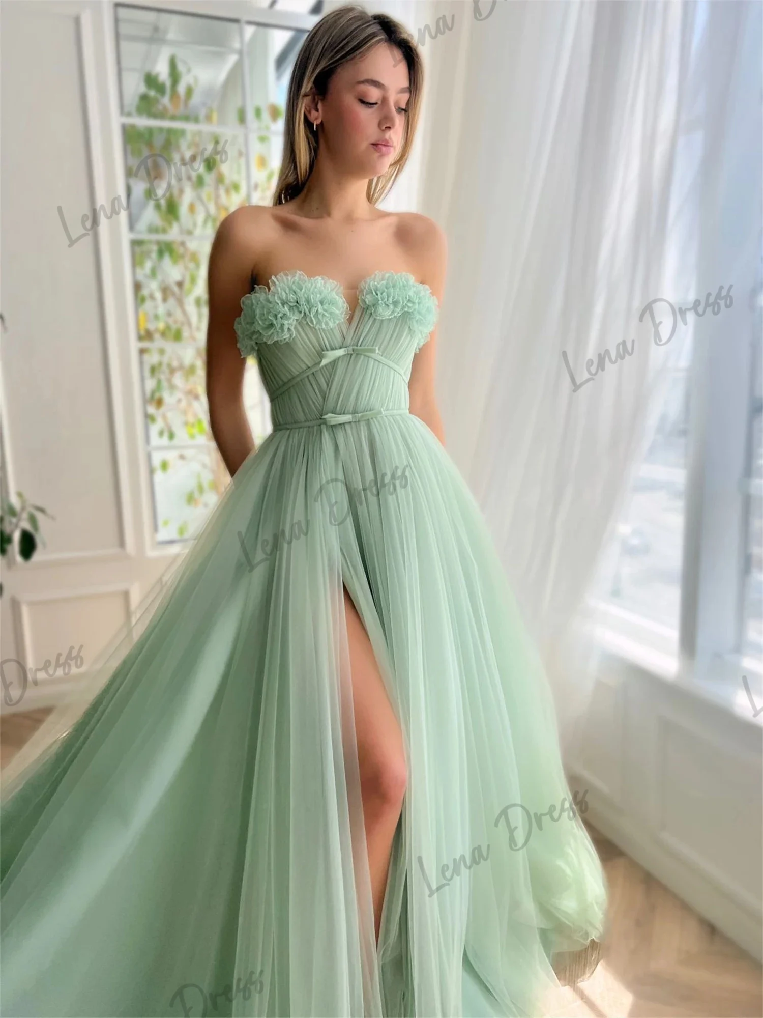 

Lena-A Evening Dress is suitable for ball graduation dresses, evening dresses for women, strapless guests, wedding party dresses