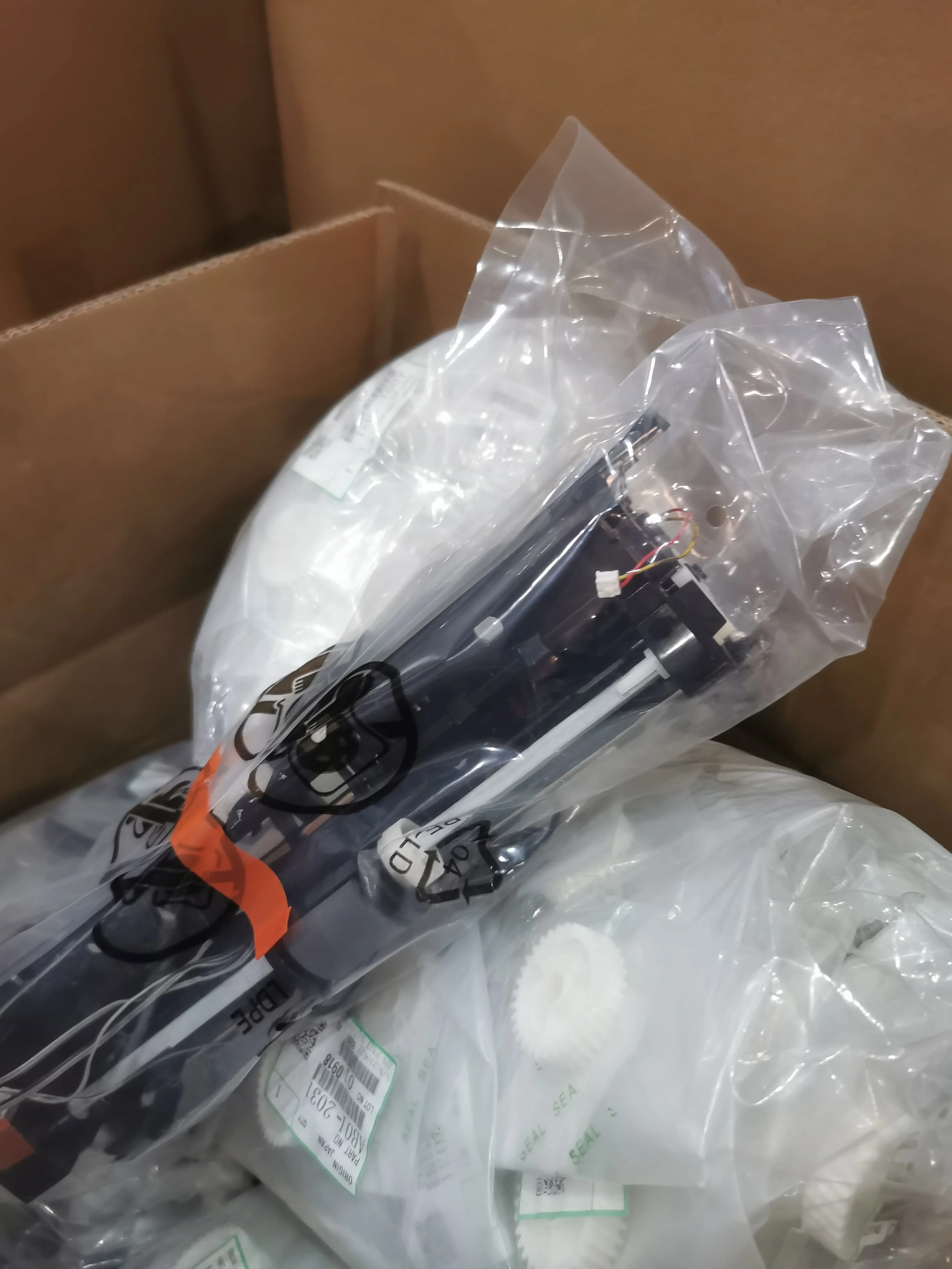 

JC93-00547A Base Paper Path for Samsung CLP-365 360 for HP Laser 150a 178nw 178 Pick Up Unit