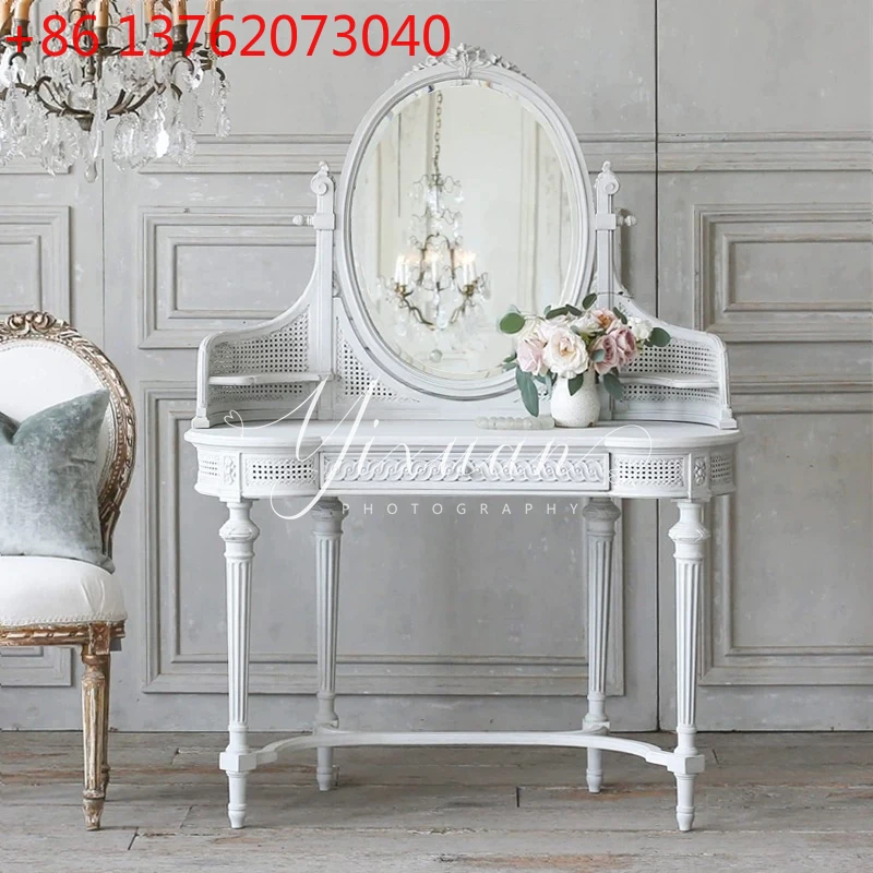 

American retro solid wood dressing table French medieval carved mirror dressing table