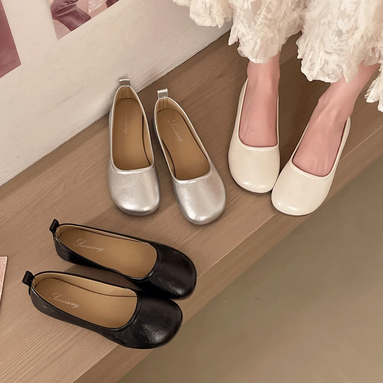 Simple Low Order Shoes for Women 2026 New One Foot Solid Color Korean Version Shallow Mouth Bean Shoes Women