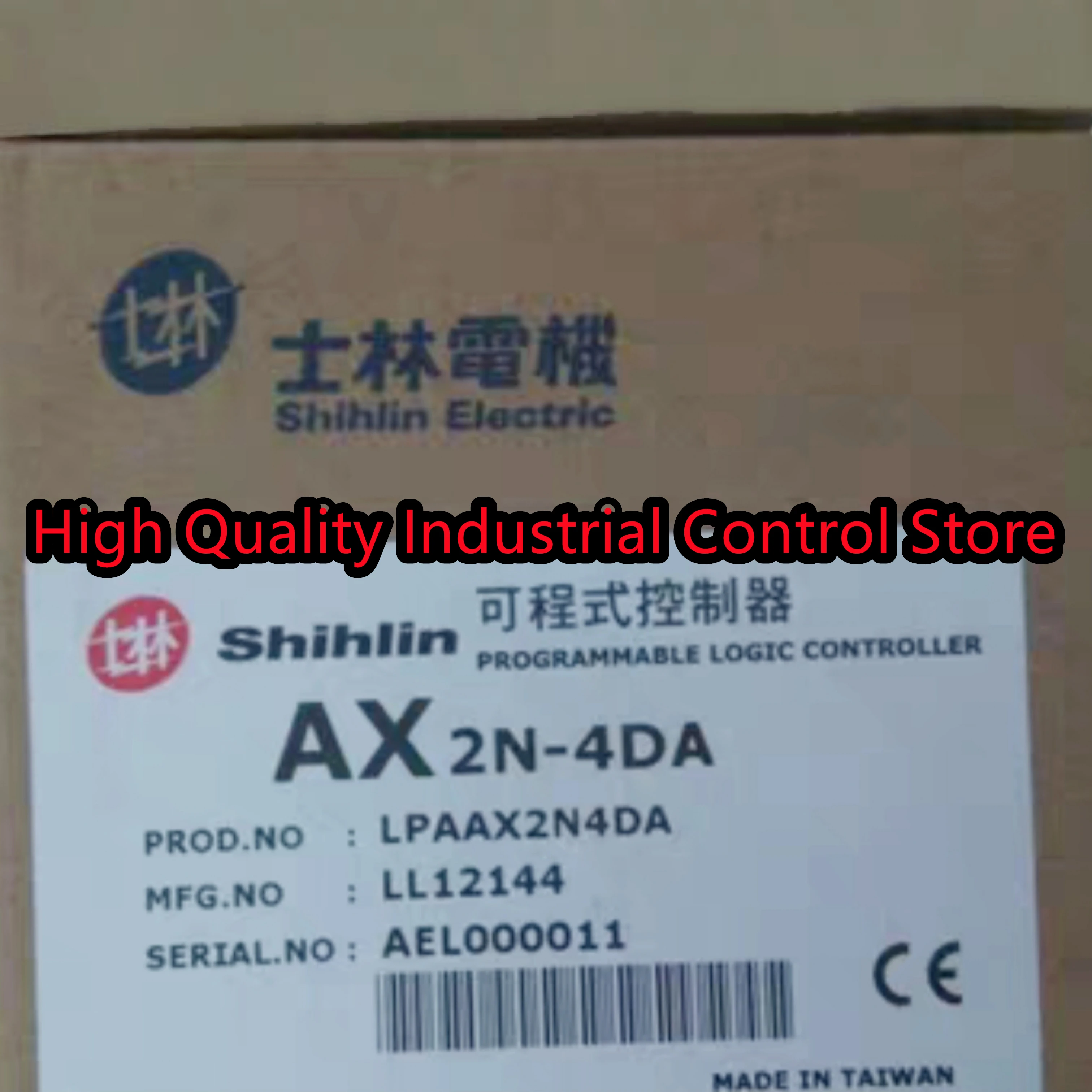 

Новый оригинальный модуль ПЛК AX2N-4DA