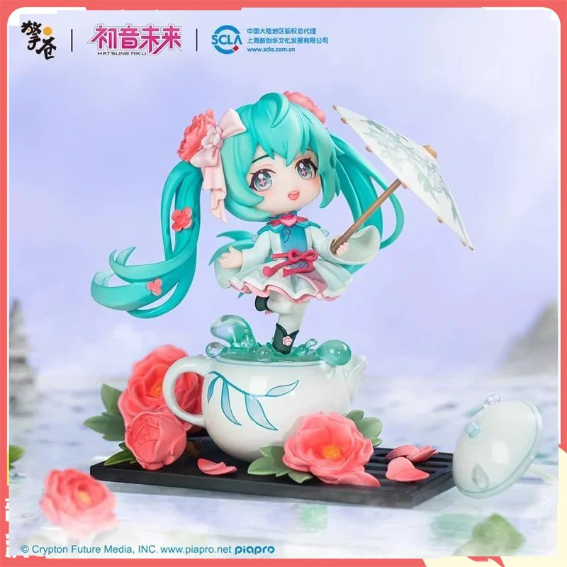 

QINGCANG HATSUNE MIKU Q EDITION MANUAL 16TH ANNIVERSARY GENUINE ANIME PERIPHERAL ORNAMENTS MUSIC BOX MIKU hello kitty