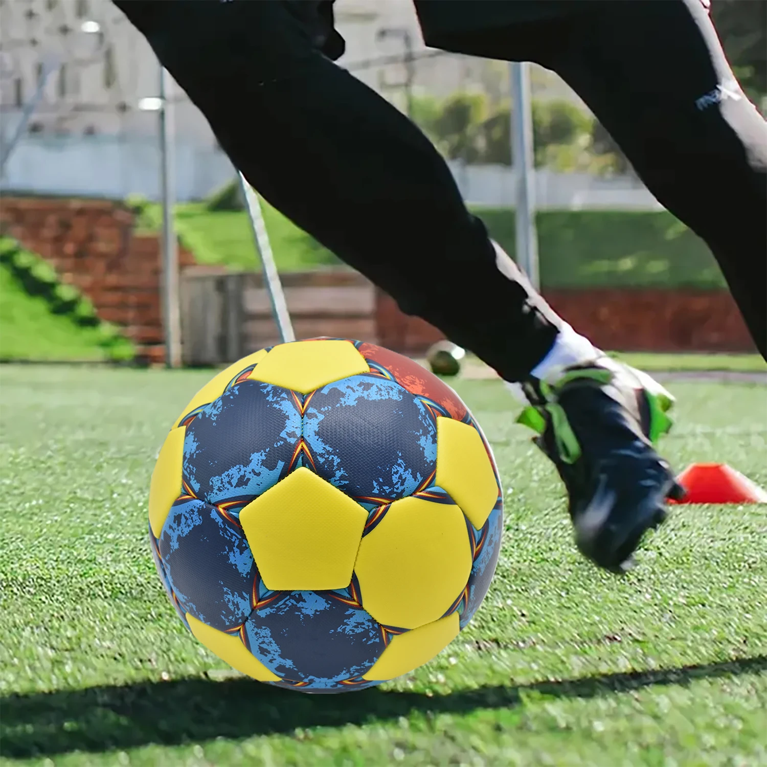 Size 5 Official Soccer Ball PU Leather Classic Design Wear-Resistant Outdoor Sports Football for Team Wear