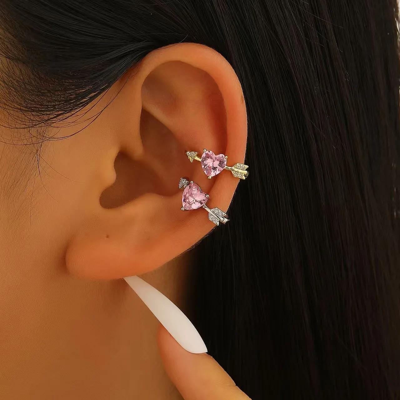 

1PCS Cute Heart Arrow Pink Zircon Ear Bone Nail New Fashion Y2K Punk Small Earring for Women Girl Cochlea Jewelry Party Gift