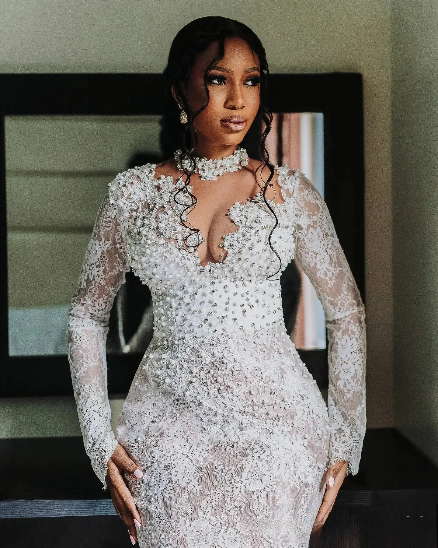 Elegant Aso Ebi Mermaid Lace Decal Pearl Women's Wedding Dress Sexy High Neck Long Sleeved Bridal Gown Robe De Mariée Customized